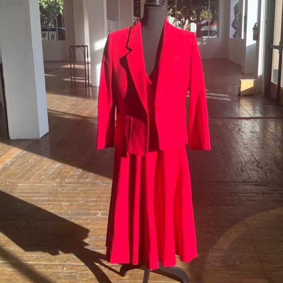 red 3pc vintage wool circle skirt set/suit - Picture 6 of 16